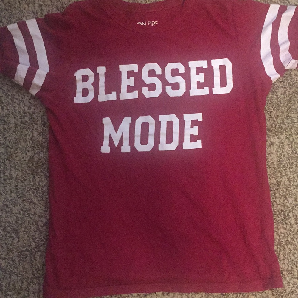 Top maroon
